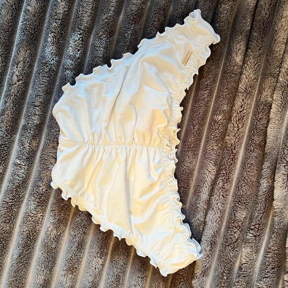 Victoria’s Secret Swim Bottoms - Picture 4 of 7